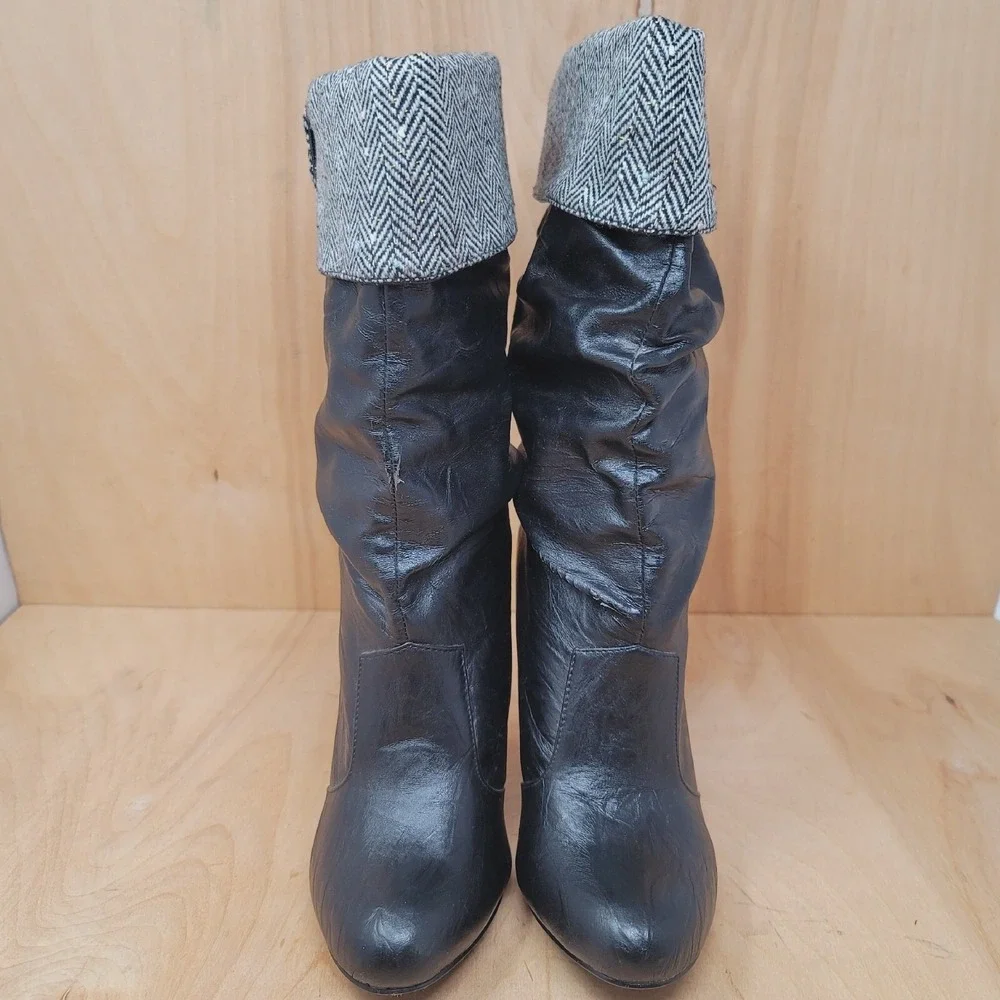 QUPID Women's Boots Size 6.5 Black Knee Hi Roll Down Tweed Pull Ons